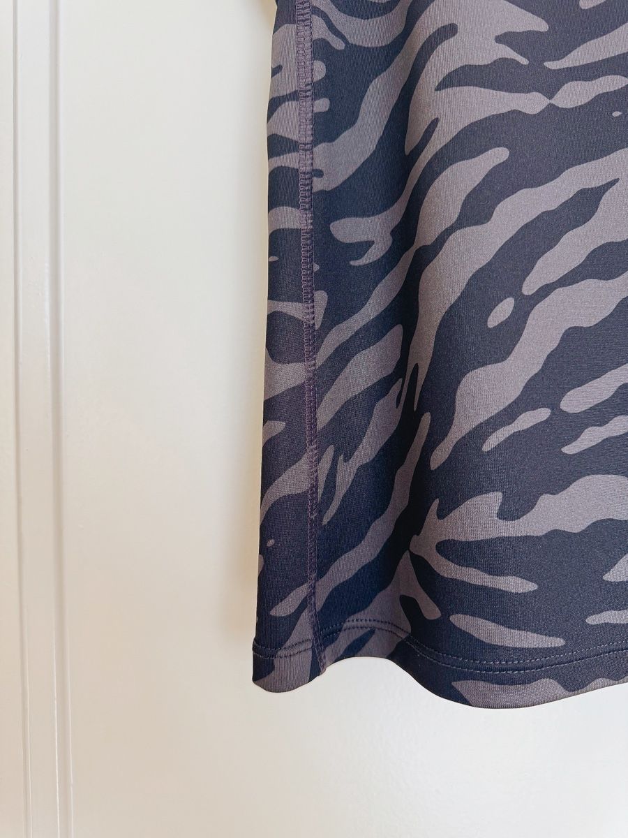 H&M Top: H&M Sporttop | Grösse M, grau, neu – Nuovo e nell'imballaggio originale da Ostermundigen venduto da nkln 2