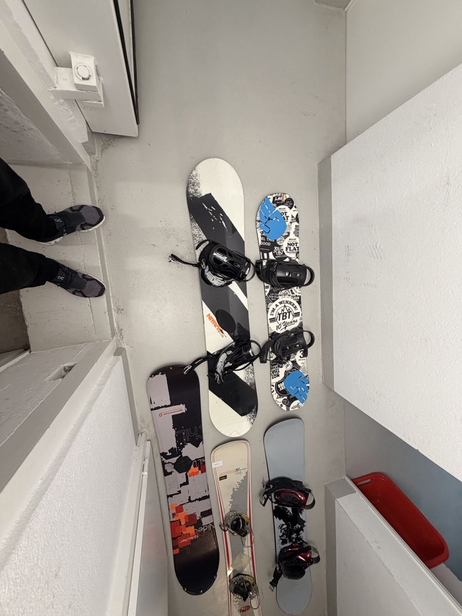 Board: 5 Snowboards with Bindings: Winter Fun Ready! – Usato da Fahrweid venduto da sil_8hy8