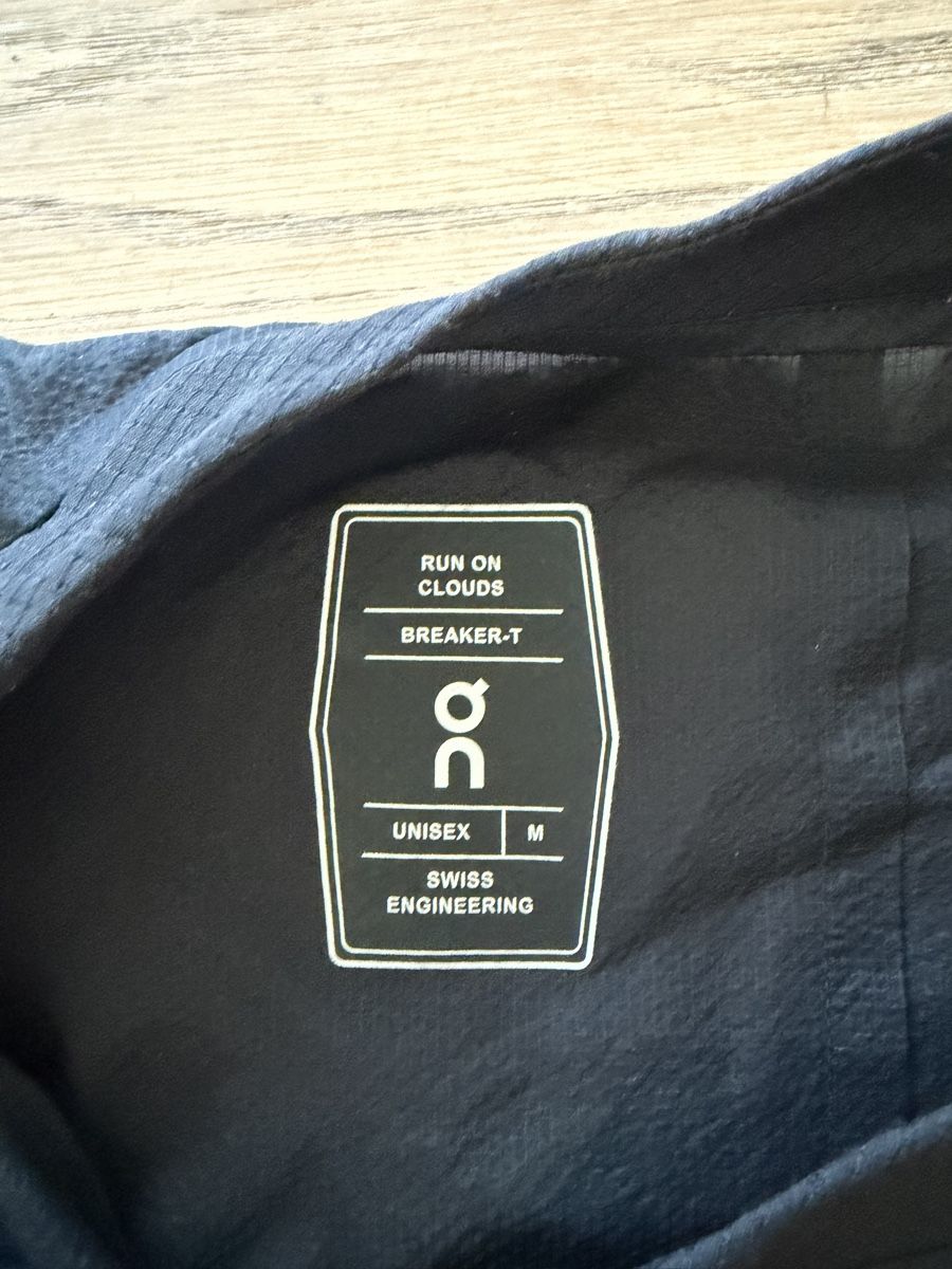 On T-shirt: On Breaker T unisex Grösse M – Usato da Zürich venduto da z00mie 4