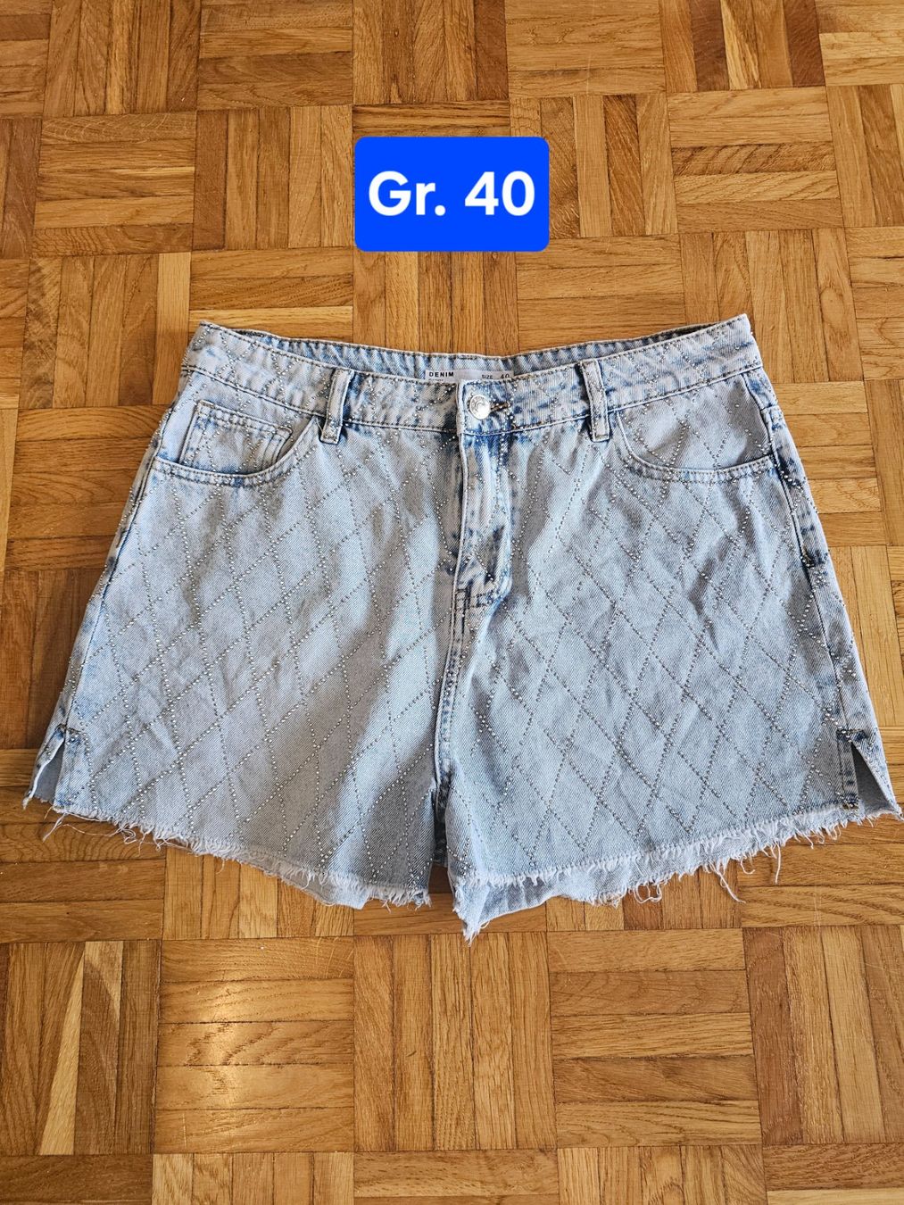 Zebra Jeans: Shorts Gr. 40 – Nuovo (secondo la descrizione) da Hombrechtikon venduto da malaika03