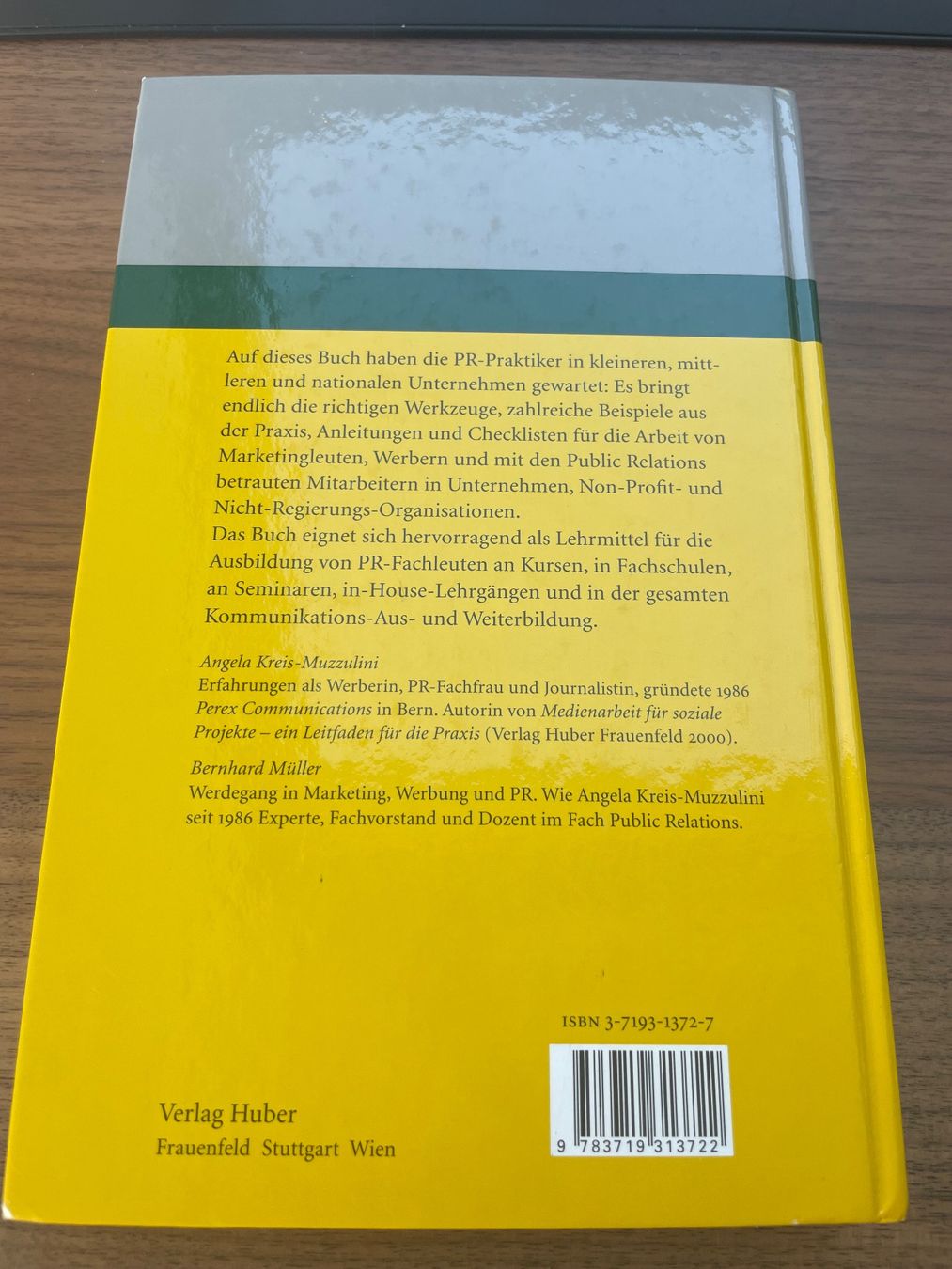Libri: Public Relations Buch / Bernhard Müller, Angela Kreis-Muzzul – Usato da Niederglatt ZH venduto da ctulimp 1