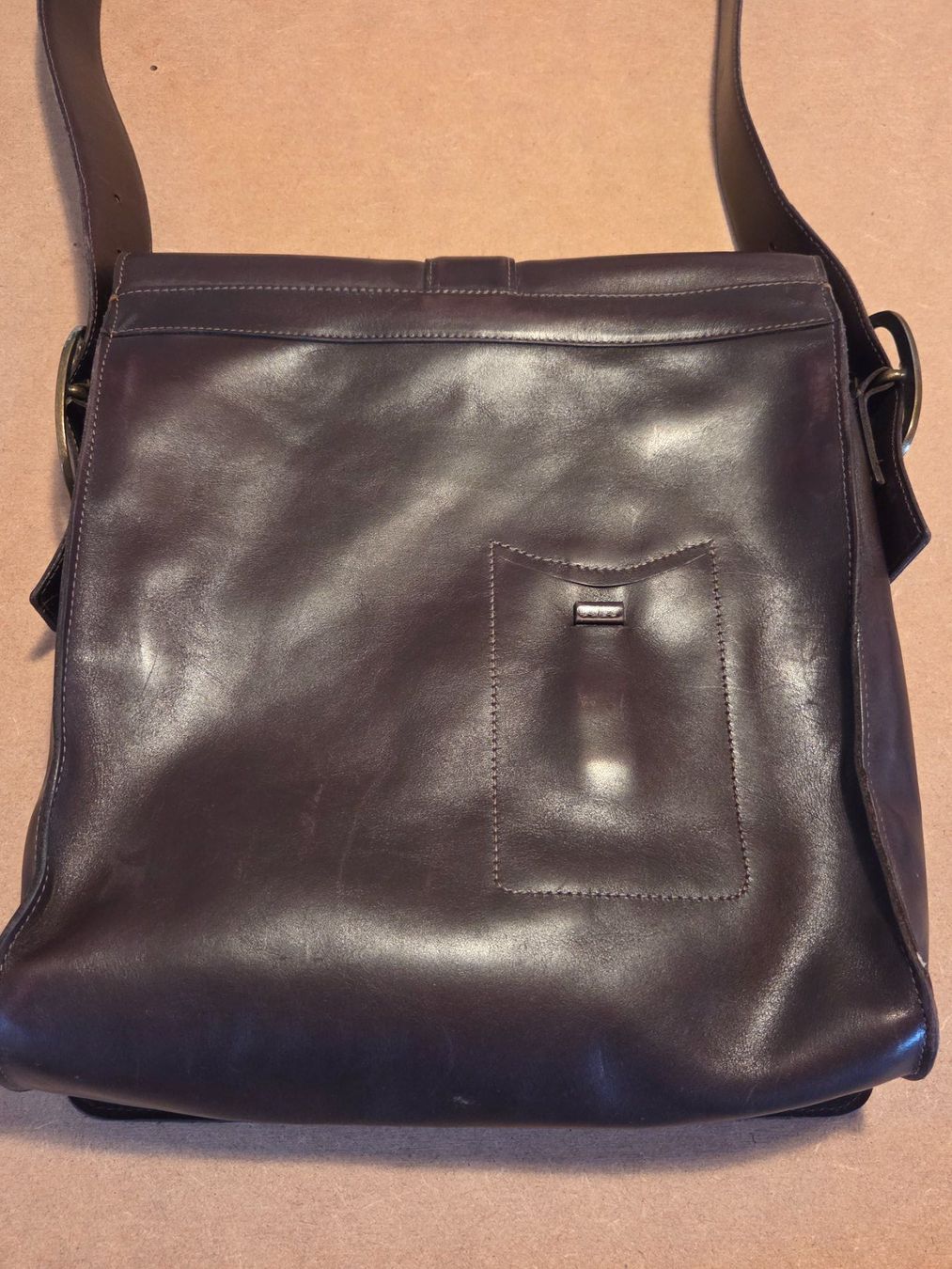 Taschen für Damen: Damen-Echtledertasche "Think!" – Gebraucht aus Rheinfelden von PRINZ4L 2