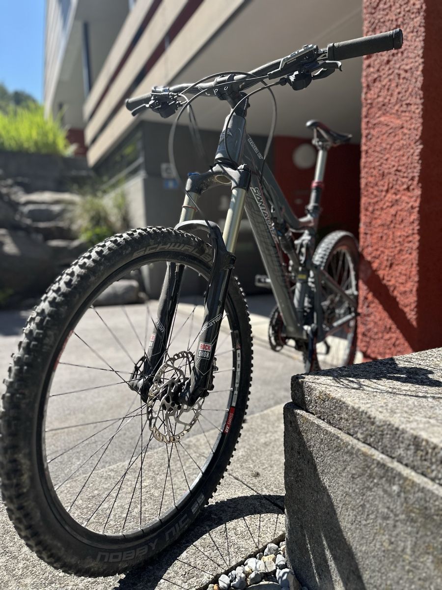 Santa Cruz Biciclette: Santa Cruz Blur LT – Usato da Riedern venduto da Fadrinski 3