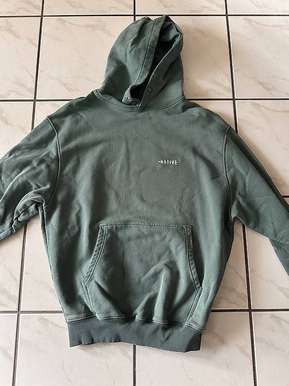 Pulls & Sweat-shirts: Nativ Pullover Grösse S – D'occasion à Widnau par dom_d8nm
