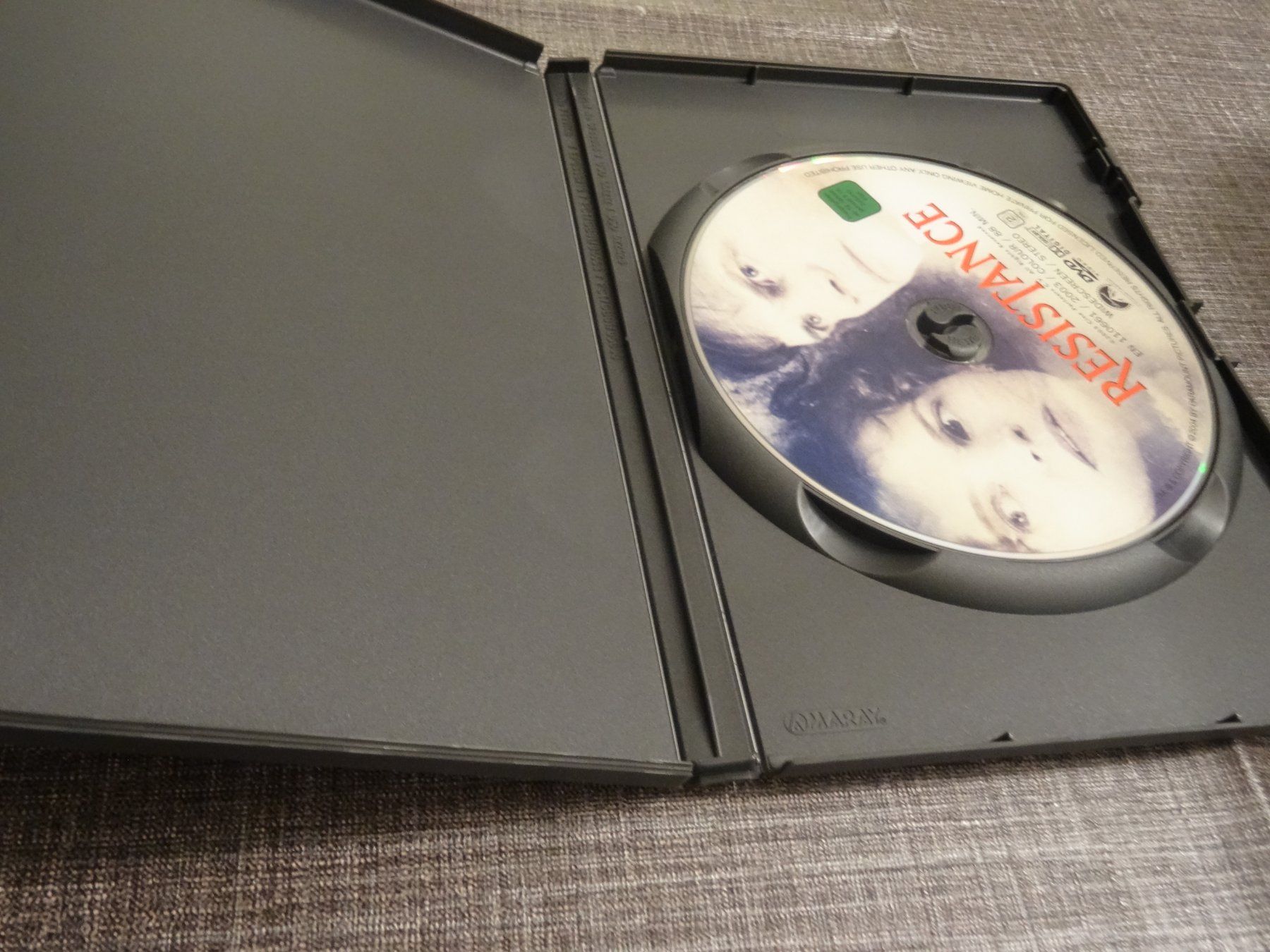 Alle DVDs: Resistance DVD mit Bill Paxton & Julia Ormond DVD – Gebraucht aus Olten von Disc-Verkauf 1