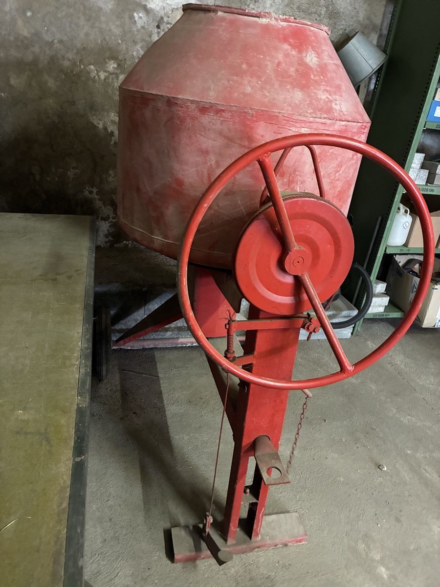 Tutte le macchine: Betonmischer – Usato da Baar venduto da Himmelarsch78