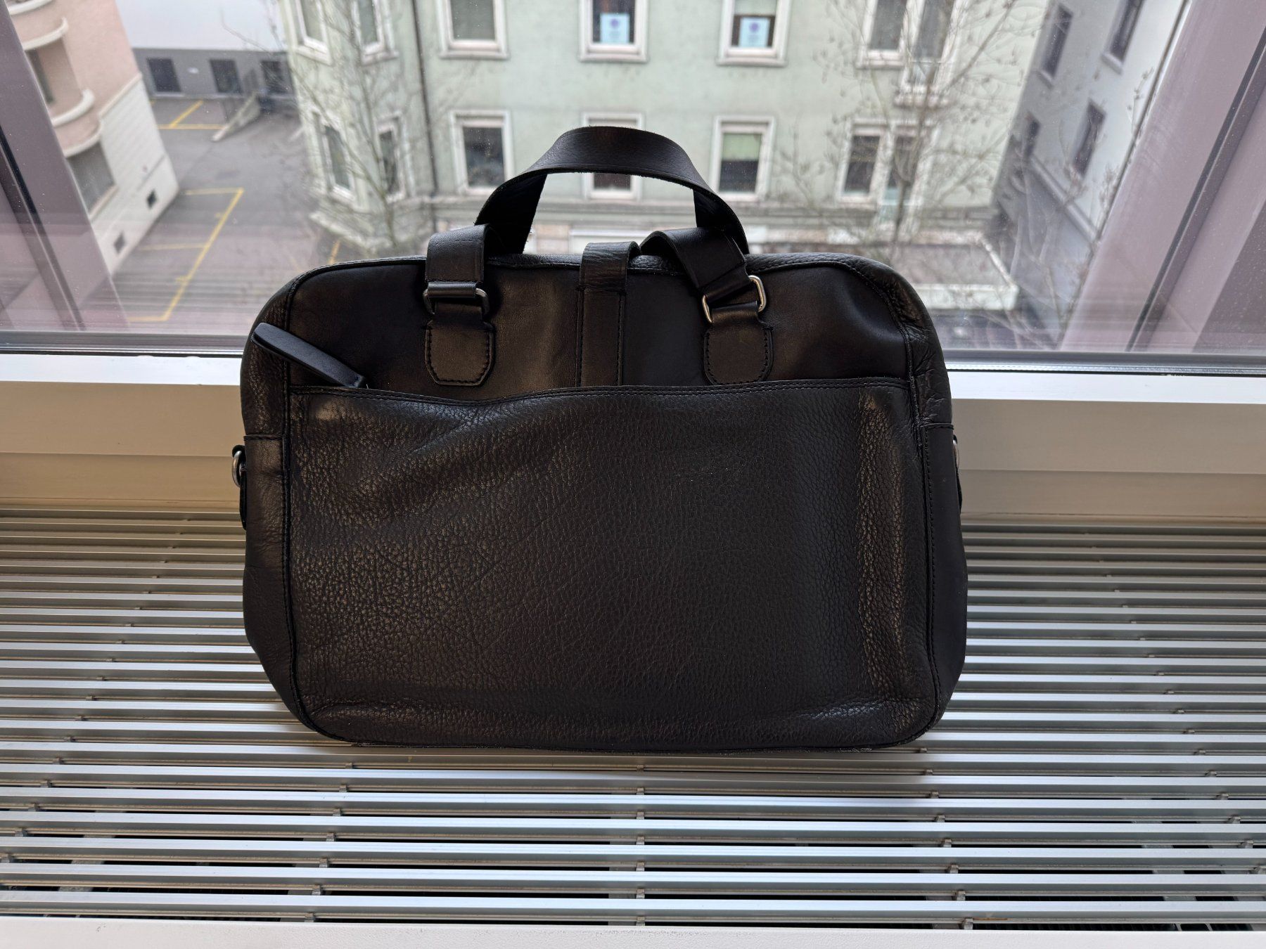 Borse: Elegante Laptoptasche – Usato da Zürich venduto da fla_89f2 1