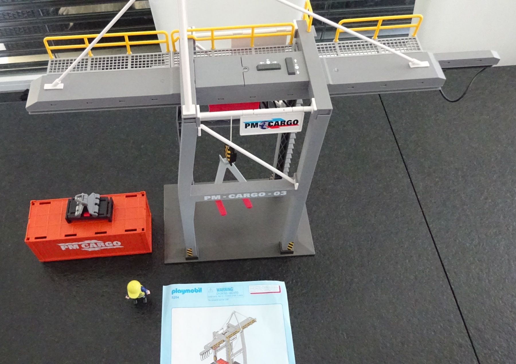 Playmobil Giocattoli: Playmobil 5254 - Elektrisches Verladeterminal – Usato da Wagenhausen venduto da Svema 2