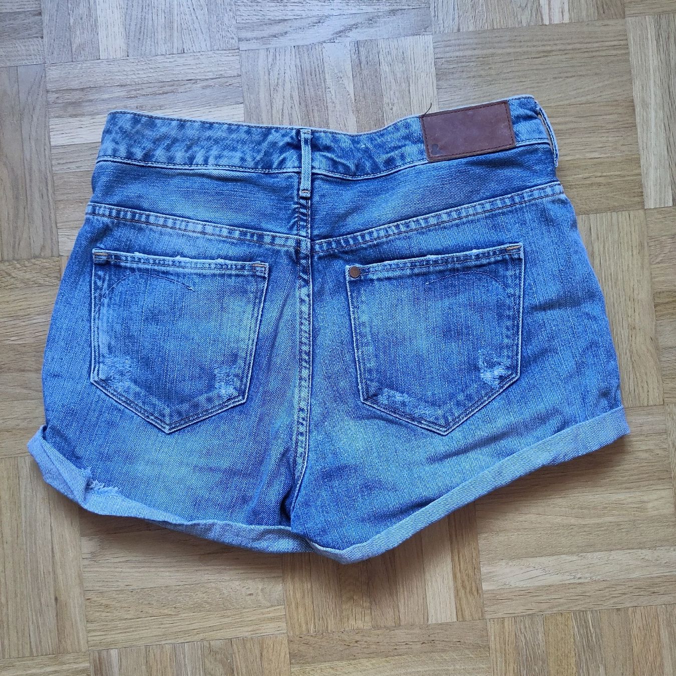 H&M Pantaloni: kurze Shorts Gr. 36 – Usato da Bern venduto da icanhearyoursmile 2