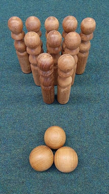 Giochi: Bowling Set 13-teilig in Premium-Teakholz – Usato da Männedorf venduto da Giulietta011