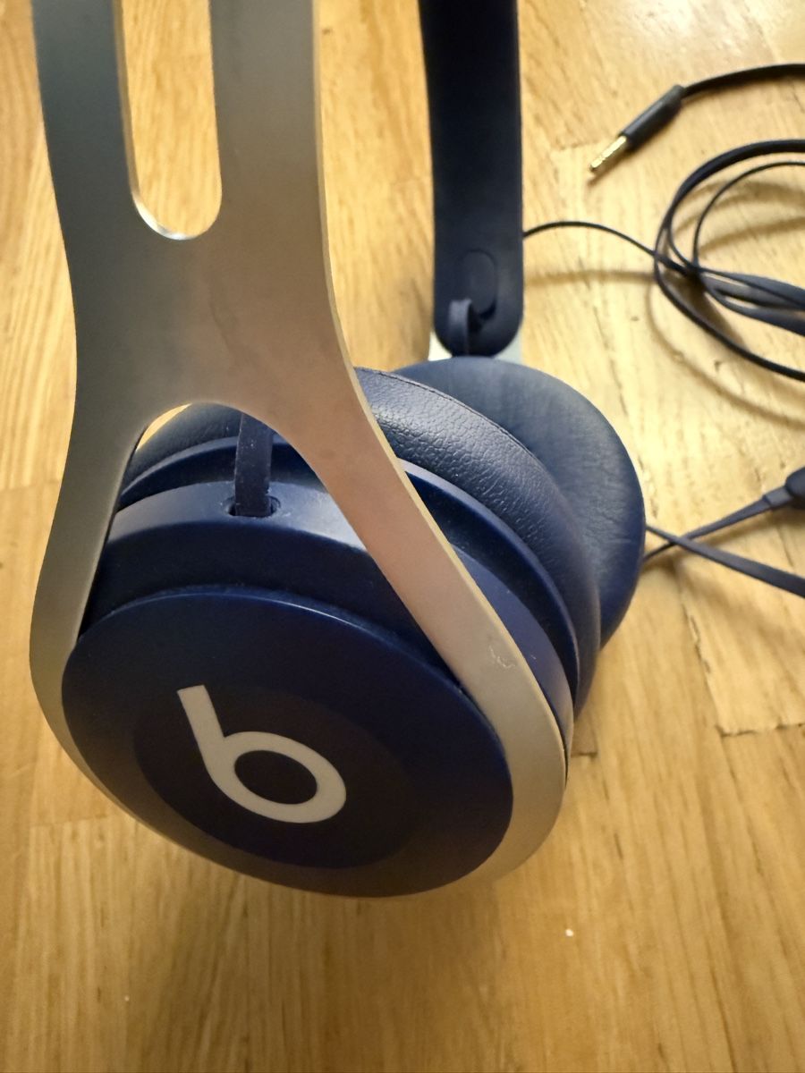Beats Cuffie: Beats Kabelkopfhörer dunkelblau – Usato da Adliswil venduto da Wl2006 1