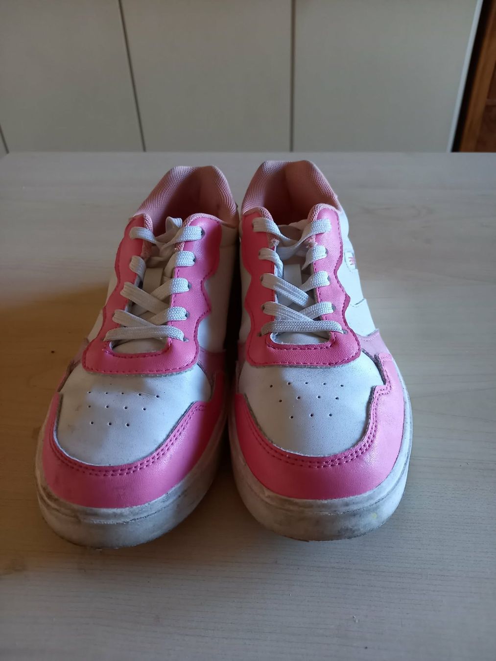 Scarpe per ragazze: Esprit Mädchen Turnschuhe, Grösse 35, Pink/Weiss, – Usato da Möhlin venduto da Simba4871 2