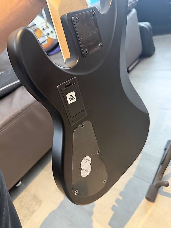 Jackson Strumenti musicali: Jackson David Ellefson CBX V SBK – Usato da Lostorf venduto da ric_79lh 3
