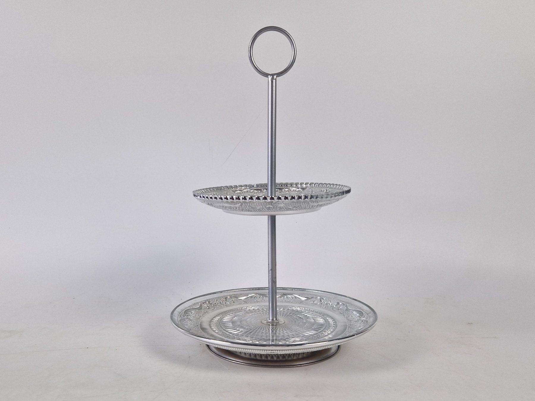 Autres décorations & accessoires: Etagere/Servierständer im Vintage Look – D'occasion à Muhen par Restwert_Muhen 1