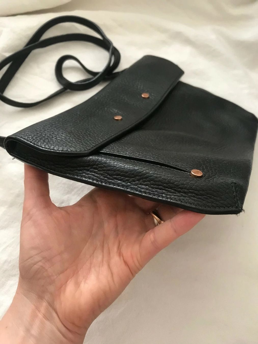 Borse da donna: FILIPPA K / Black leather bag with adjustable strap – Usato da Zürich venduto da lils01 6