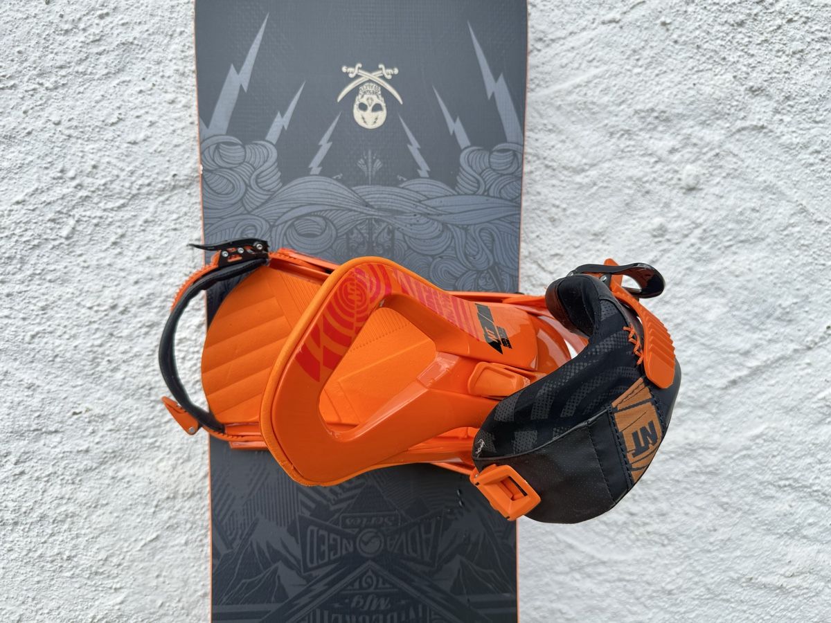 Board: Nidecker Snowboard Schwarz – Usato da Bern venduto da lin_hf2p 2