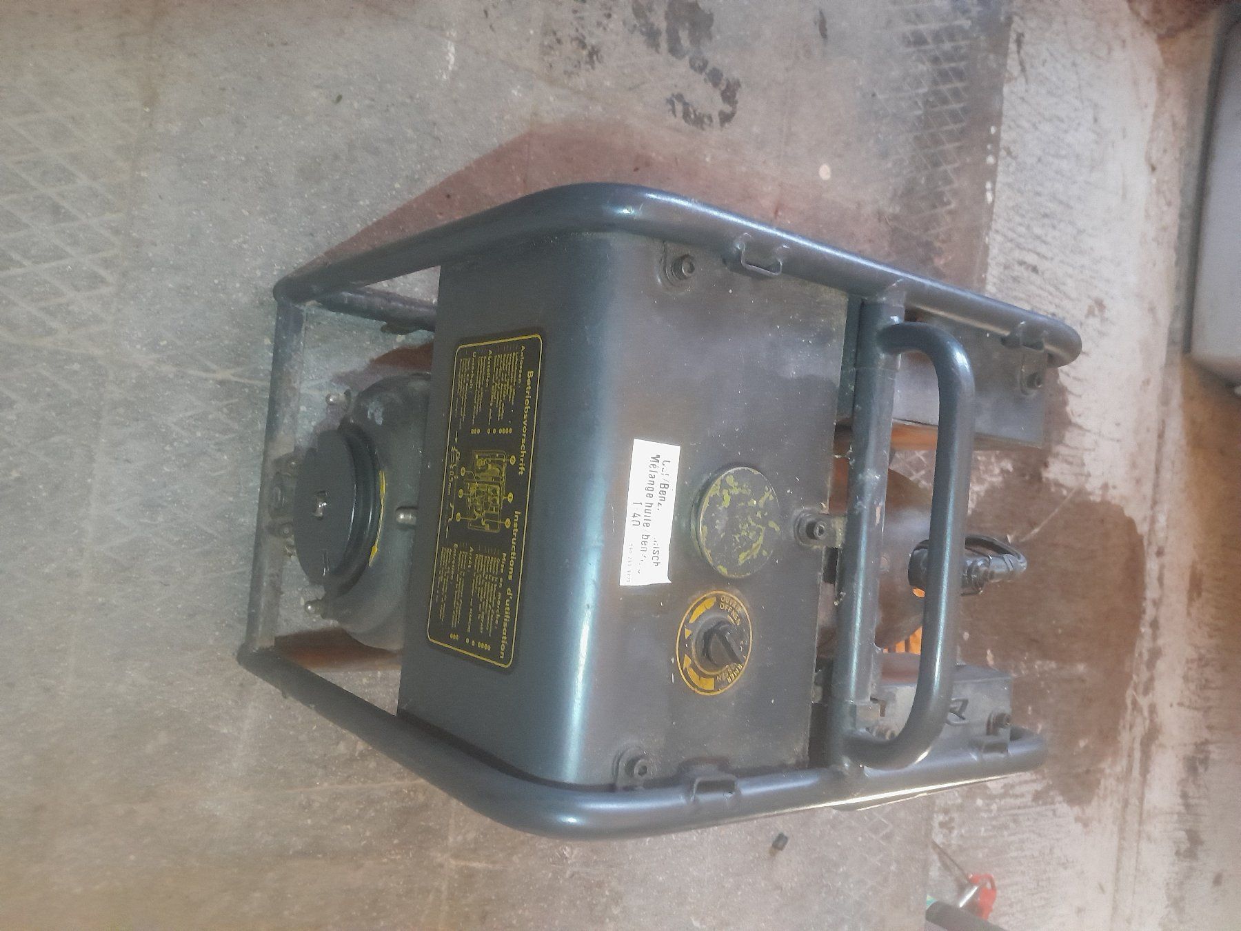 Generatori di corrente: Stromgenerator Armee, MAG 800W, 1017-SRBx46 – Usato da Illnau venduto da retoter 2