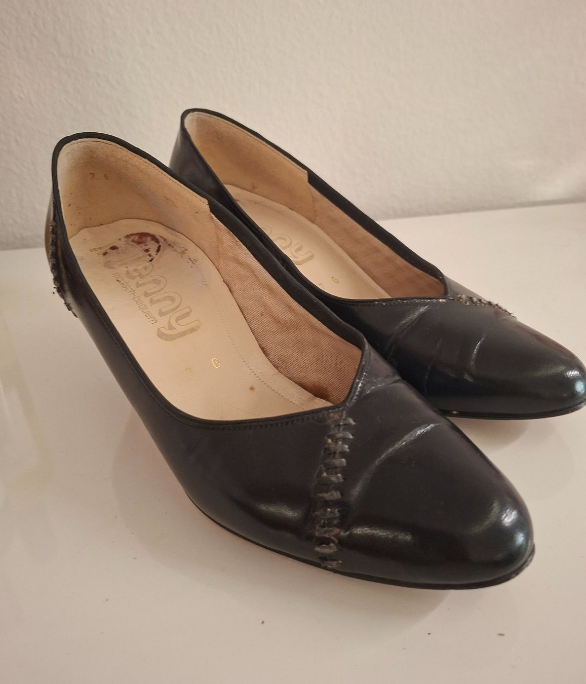 Scarpe da donna: Jenny Pumps schwarz, Grösse 40.5 – Usato da Greifensee venduto da Snowtime 1