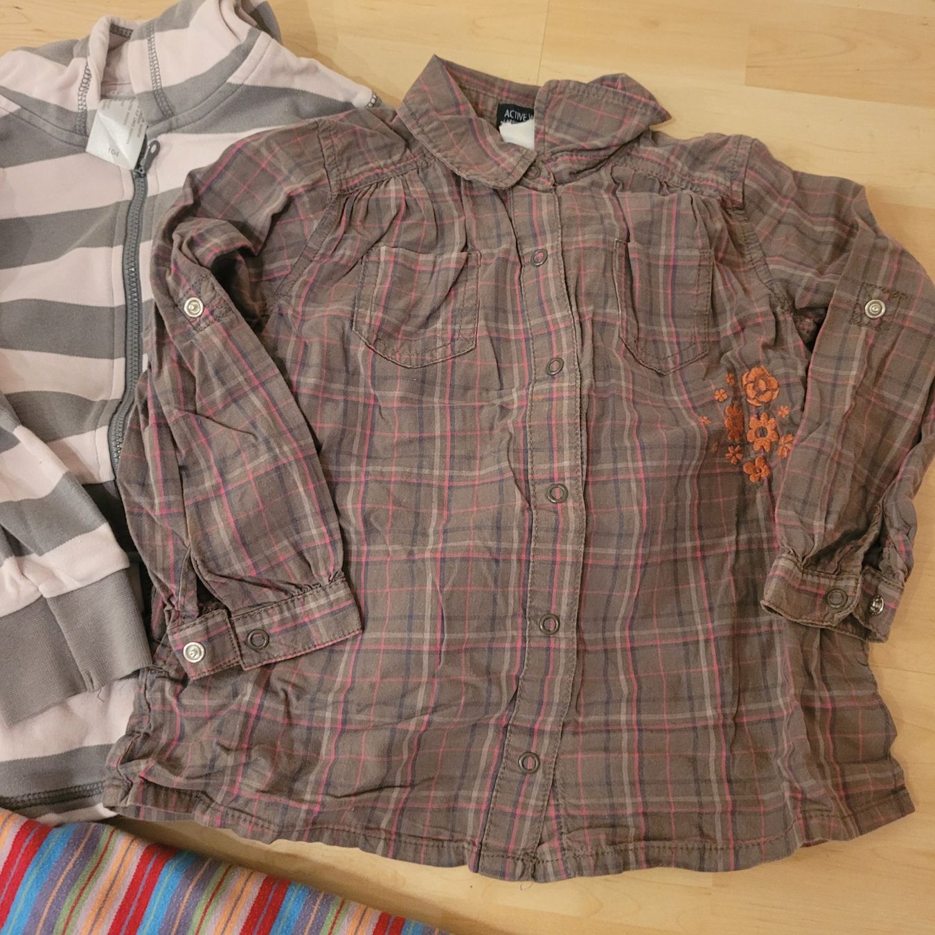 Kleiderpakete & -sets: A: 8 Teile Mädchen Herbst-Kleiderpaket Gr.104 – Gebraucht aus Bremgarten b. Bern von Marge7979 6
