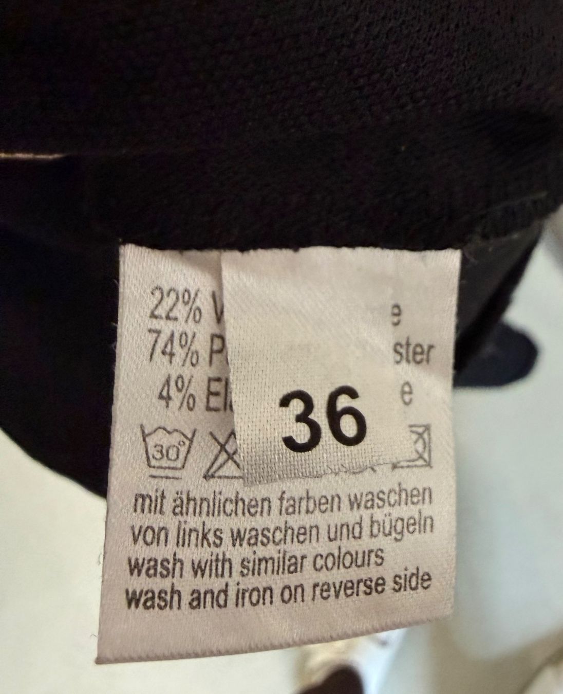 Maglioni & Felpe: Sani Blu Damenpullover, Grösse 36, schwarz, Top Zustand! – Usato da Lyss venduto da Sibella56 3