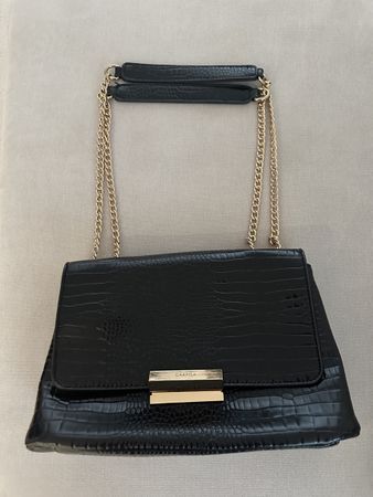 mittlere Tasche von Carpisa