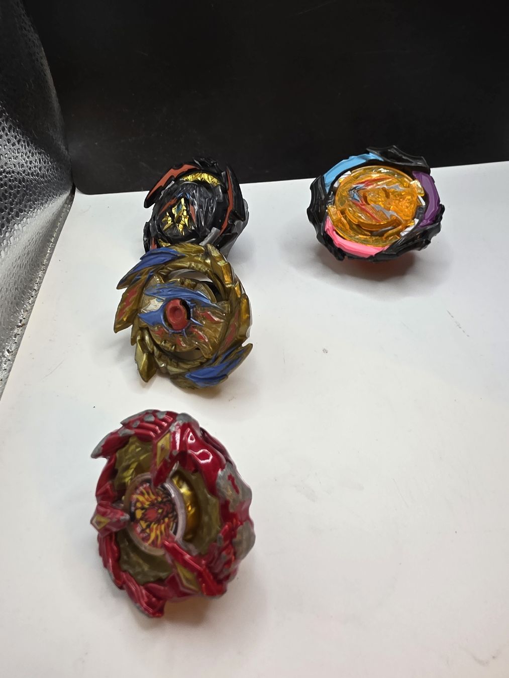 Giocattoli: Beyblade Set mit Kreiseln und Startern gebraucht – Usato da Arbon venduto da MadameLuLa9320 1