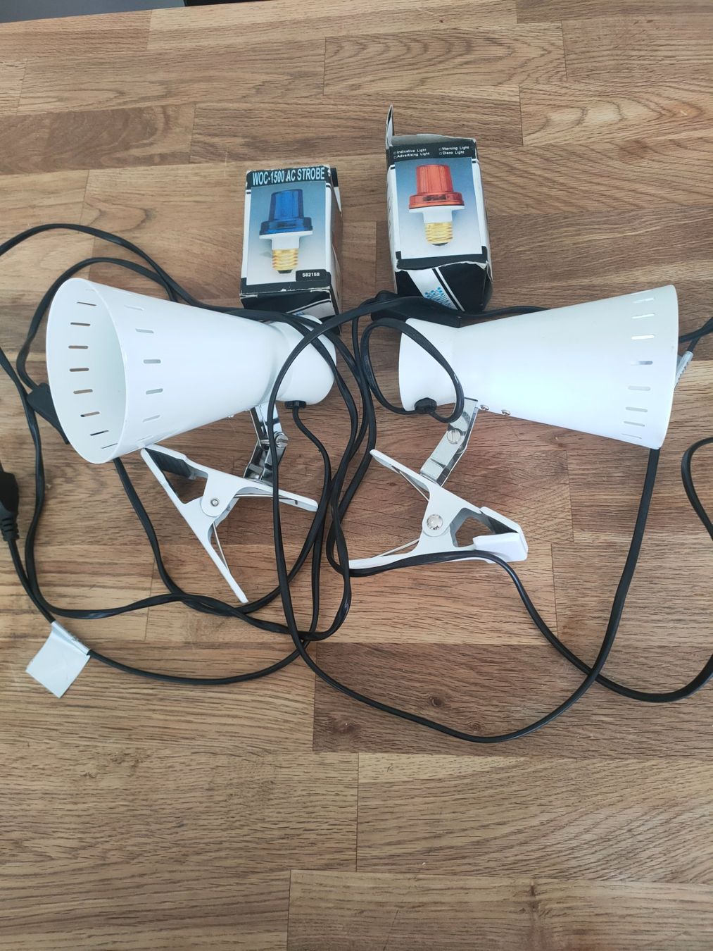 Lampen: Stroboskop -Blitzer mit zwei Klemm Lampen – Gebraucht aus St.Gallen von 55232 6