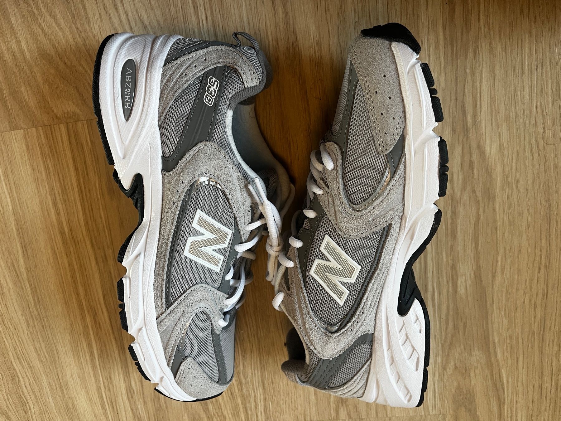 New Balance Scarpe da uomo: NEW BALANCE 530 40.5 – Usato da Lavigny venduto da Pilauer 2