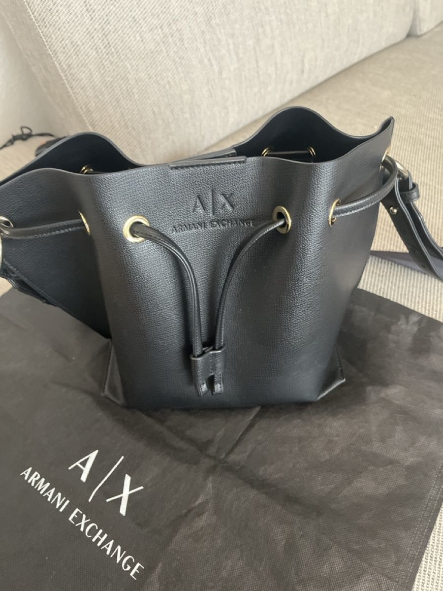 Armani Taschen für Damen: Armani Exchange Beuteltasche, inkl. Staubbeutel – Gebraucht aus Solothurn von Bobesch08 6