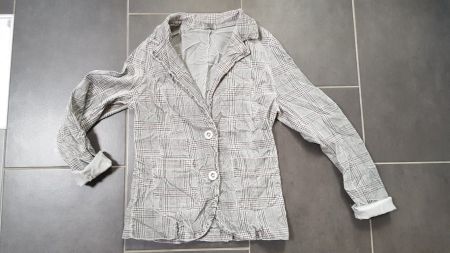Karierter Blaser in trendigem Knitterlook stretch Gr. 36/38