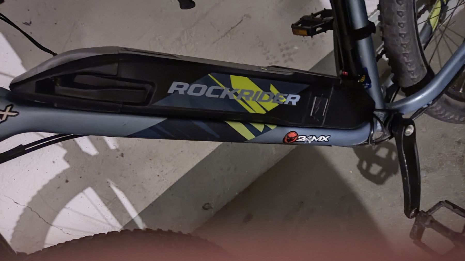 Biciclette: Rockrider E-MTB 27.5" 24MX E Mountainbike – Usato da Schliern b. Köniz venduto da vac_l86y 1