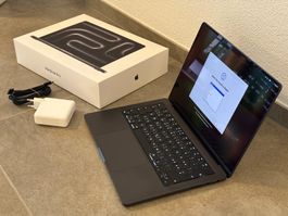 Apple MacBook Pro 14" (Late 2024) M4 Pro 14C, 24GB + 1TB SSD