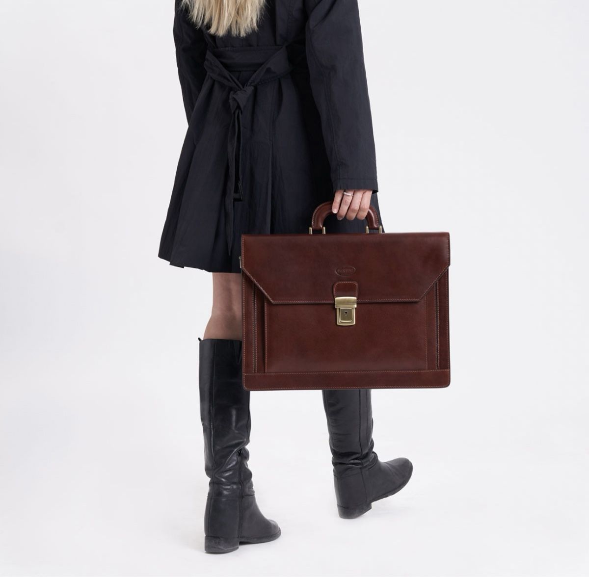 Koffer & Taschen: Aktentasche aus Leder Shenzhen – Neu und originalverpackt aus Wittenbach von WWW.DRILUBAGS.CH 2