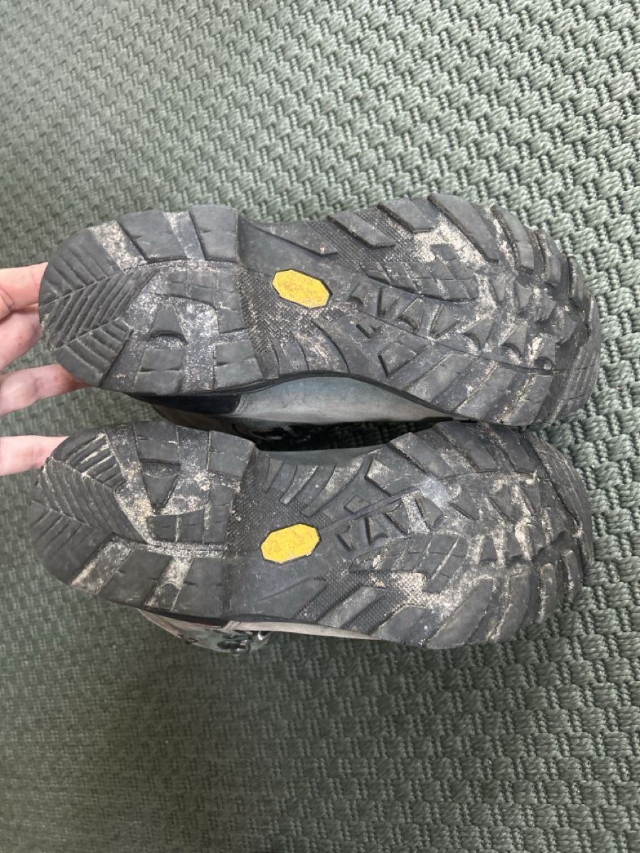Lowa Damenschuhe: Lowa Wanderschuhe Gore-Tex Damen Grösse 38 – Gebraucht aus Happerswil von luburkard 3