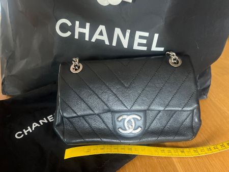 Chanel Timeless Classique black