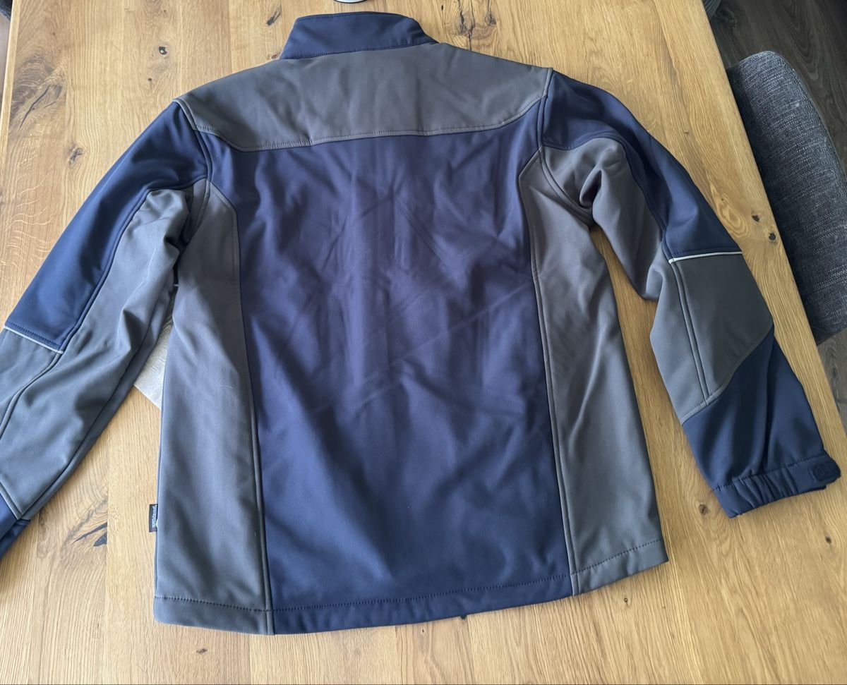 Wikland Giacche: Vikland Softshell Jacket M Navy/Grey Windproof & Water-Resis – Nuovo e nell'imballaggio originale da Riehen venduto da Lord7M7 2