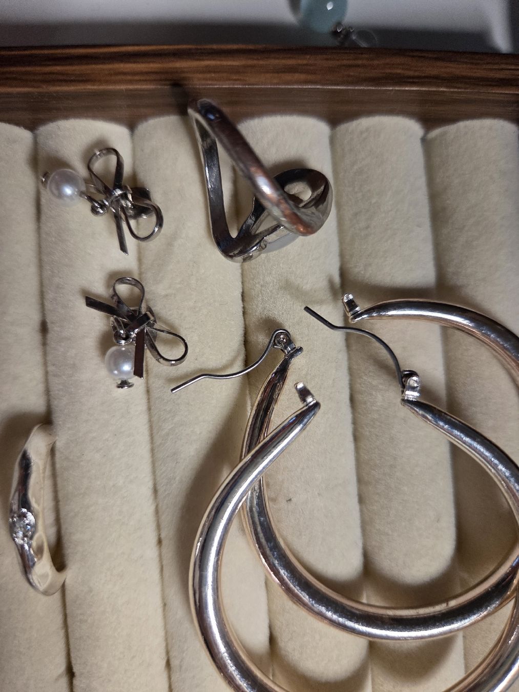 Autres bijoux: Schmucksammlung silber – D'occasion à Basel par Hagksbn 1