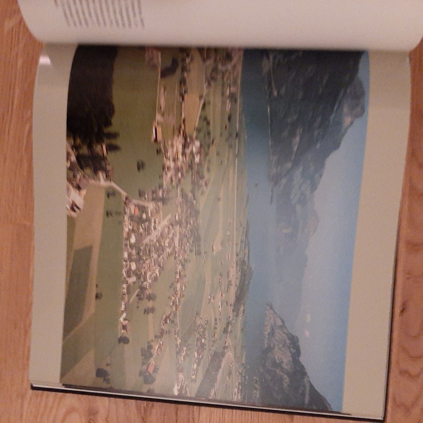Libri: Flugbild Uri – Usato da Zürich venduto da Philotimo 5