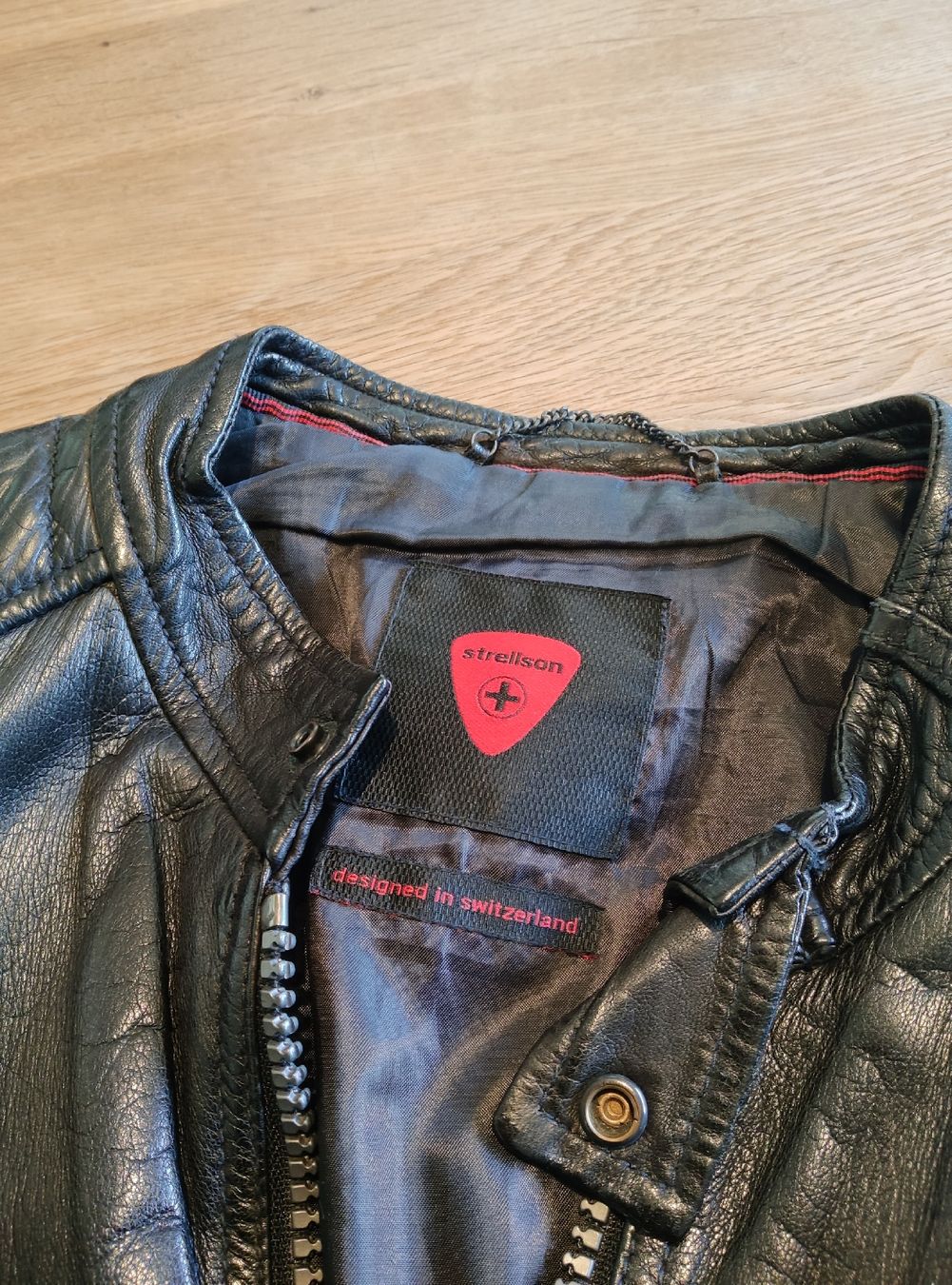 Strellson Giacche: Strellson Lederjacke - schwarz - neuwertig - Grösse 52 / L – Nuovo (secondo la descrizione) da Zofingen venduto da Justice79 1
