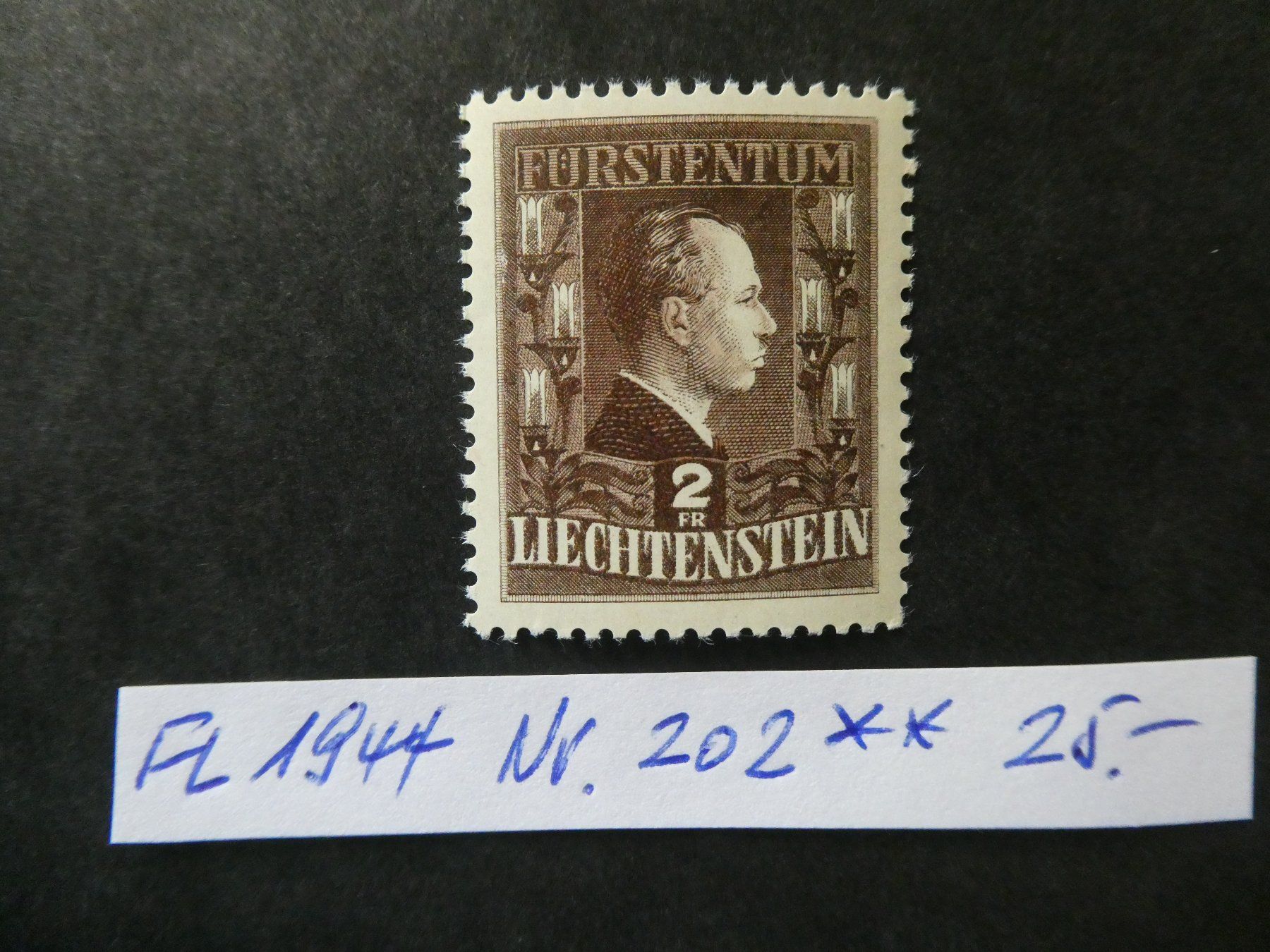Tutti i francobolli: FL 1944 Nr. 202 postfrisch – Usato da Lausen venduto da Herbamare01