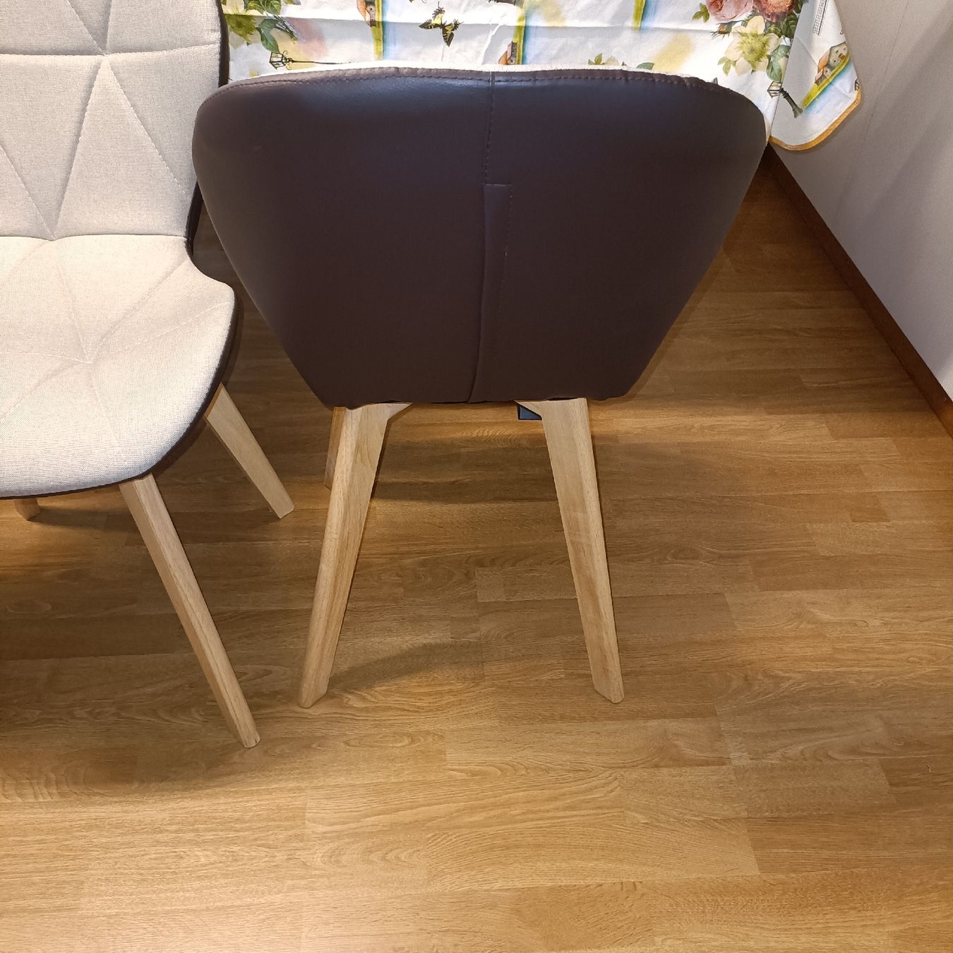 Sedie: Essstühle  8 stück Neu – Nuovo (secondo la descrizione) da Neuheim venduto da mahoni02 8