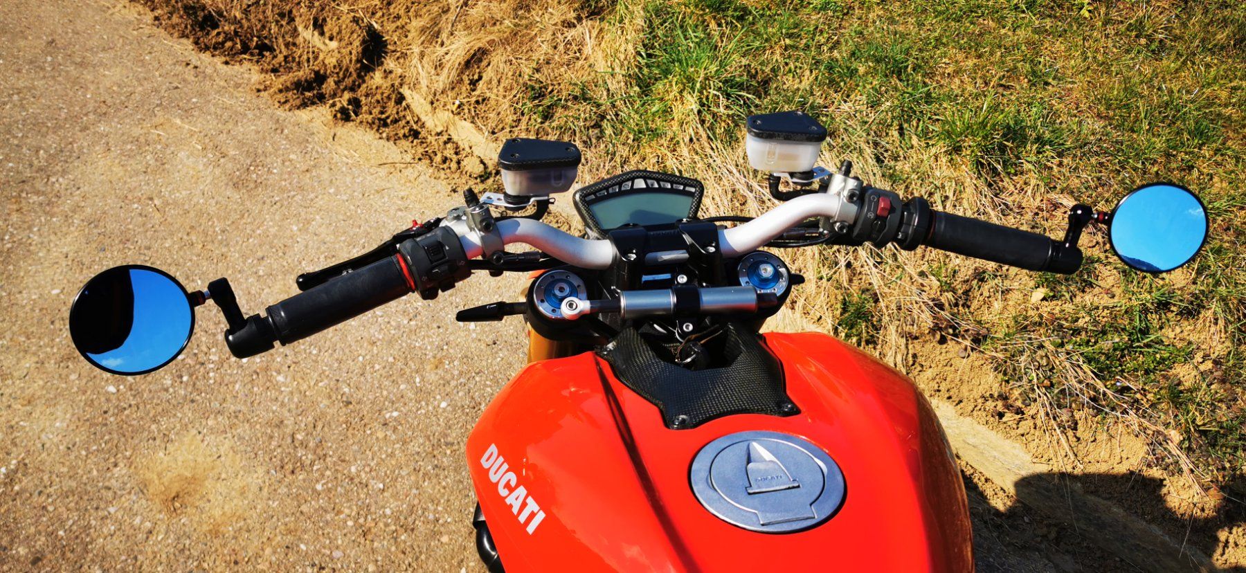 Ducati Strasse: Ducati Streetfighter 1099 S – Gebraucht aus Nuglar von  2