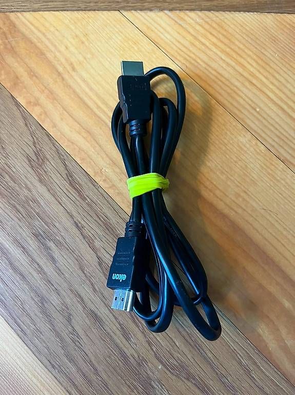 Cavi: HDMI Kabel – Usato da bern venduto da Candelaria48