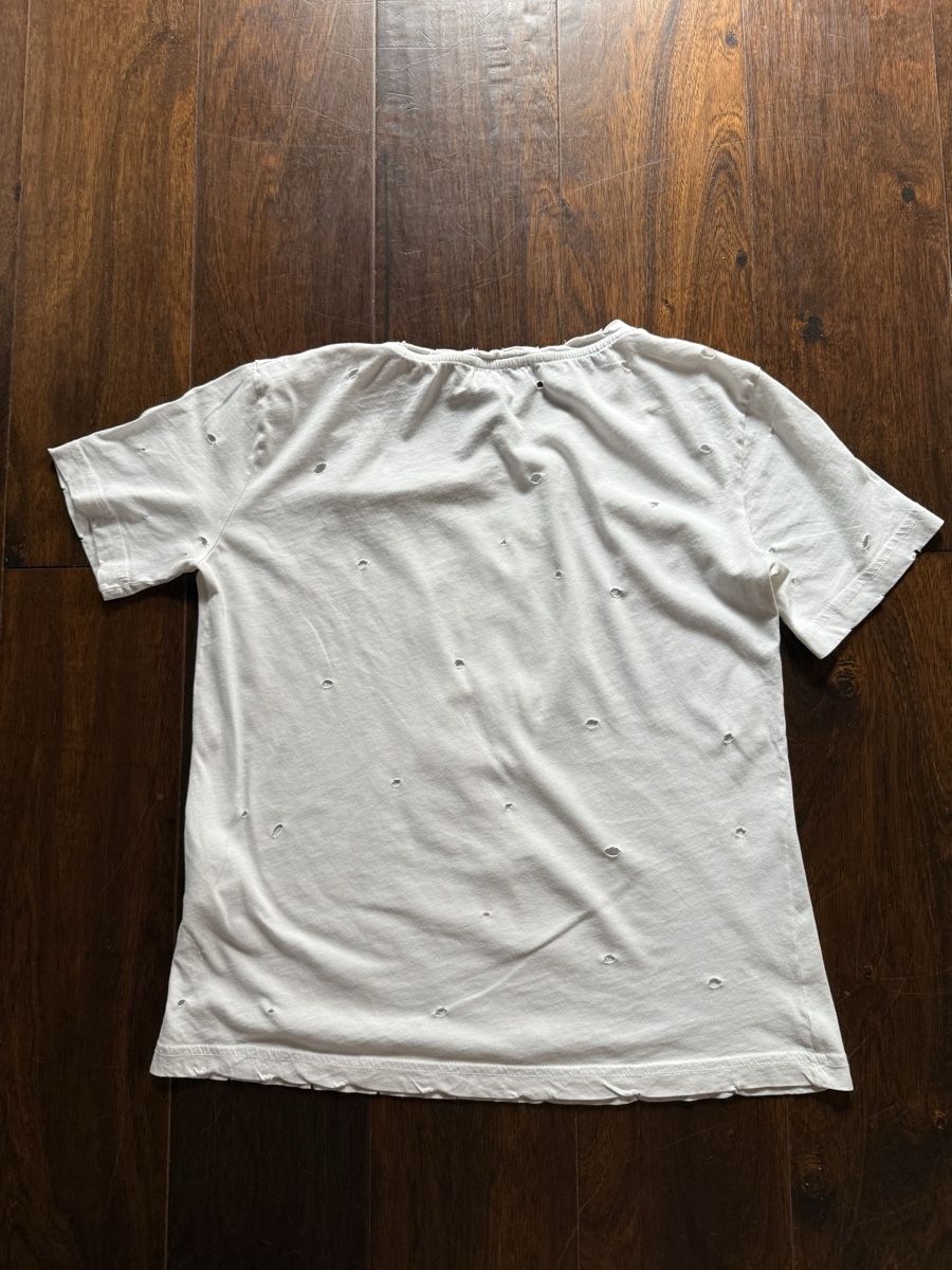 Saint Laurent T-Shirts: Saint Laurent t-shirt S – Gebraucht aus Barna von orbuyorcry 4