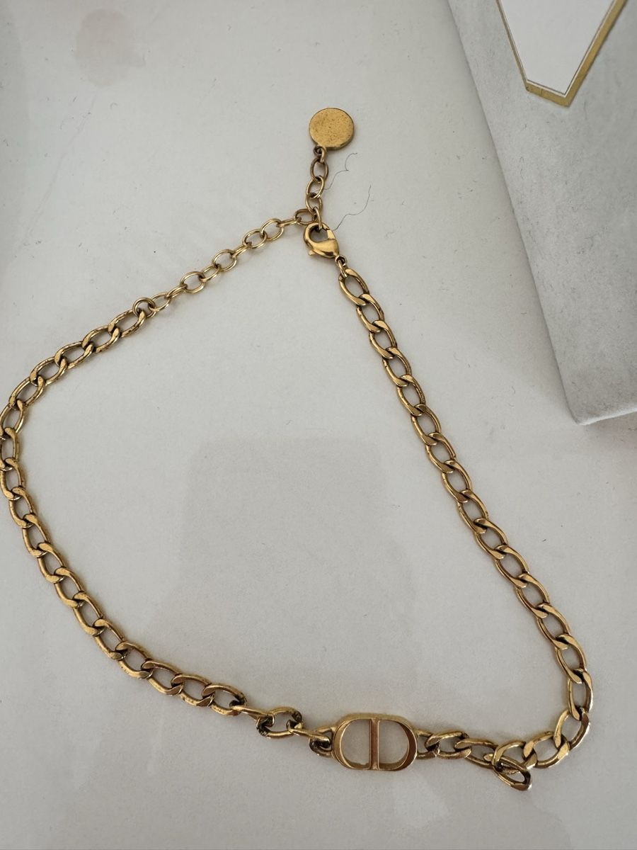 Dior Catenine: collier Christian Dior – Usato da Lausanne venduto da Meganelausanne