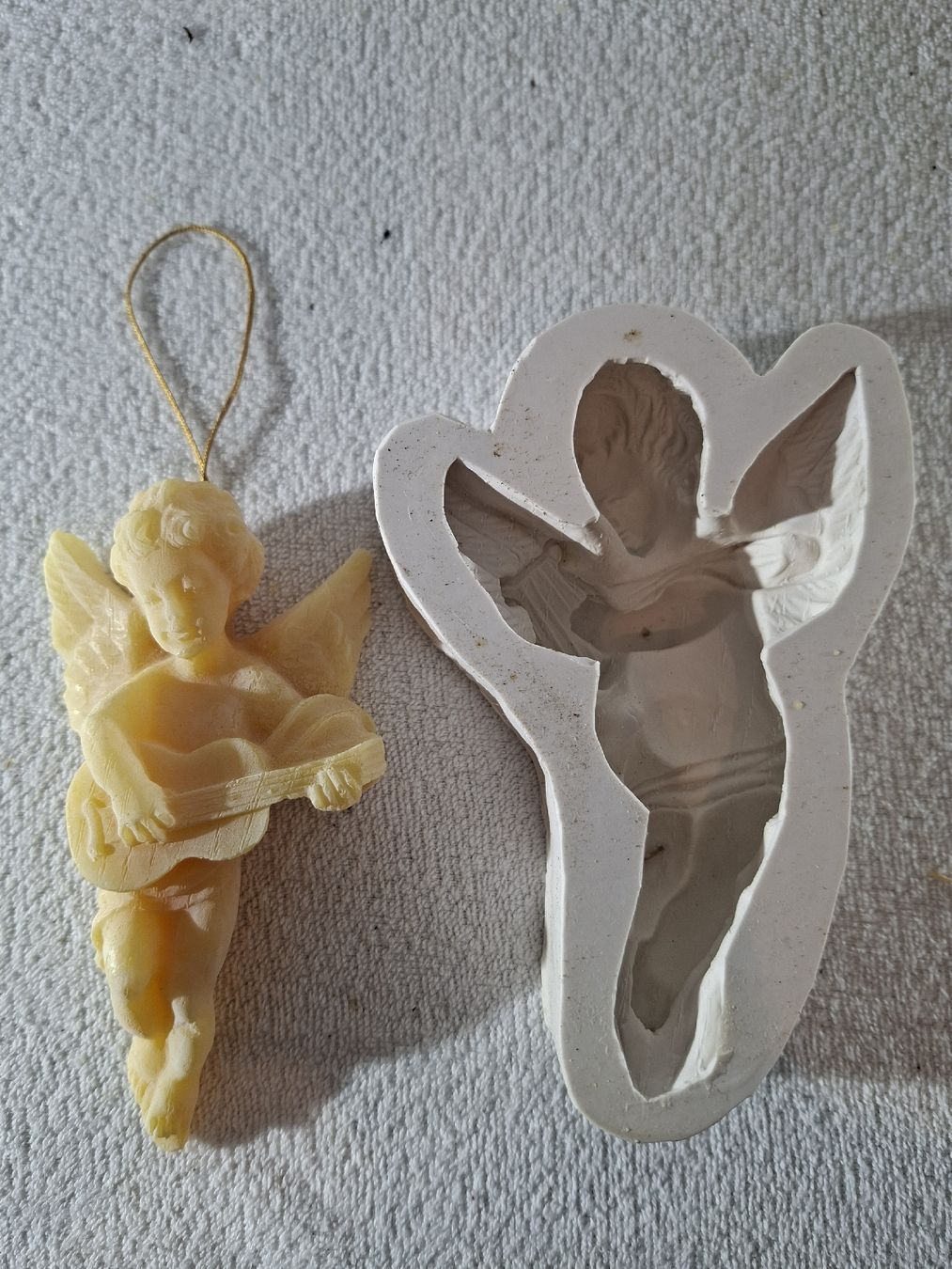 Candele: Silikonformen Weihnachtsbaum Schmuck 5 Stück  – Usato da Grindelwald venduto da carro5 2