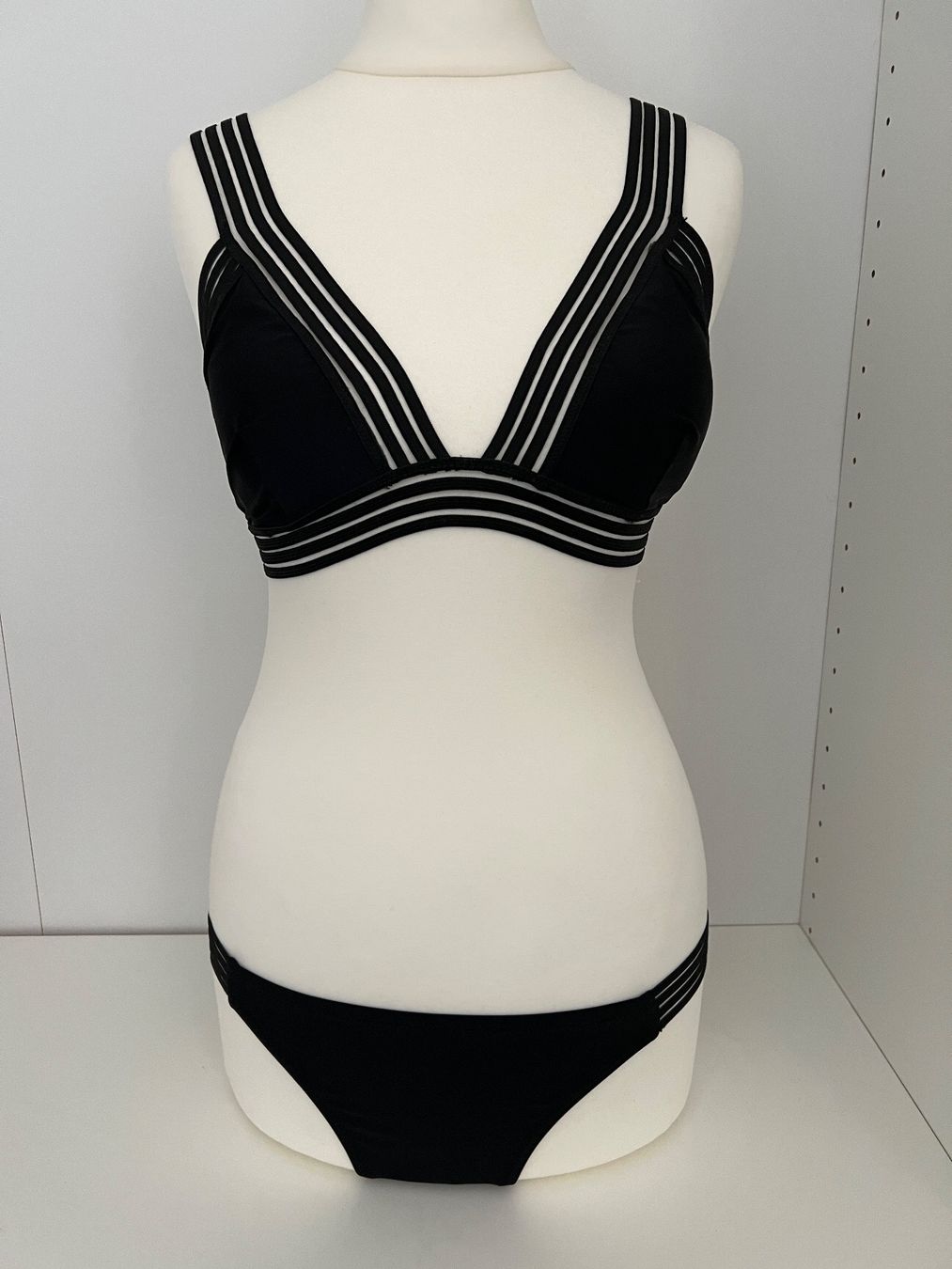Costumi da bagno & Bikini: Formula Joven - Bikini - XS 34 164 - schwarz – Usato da Büetigen venduto da Jabo 3