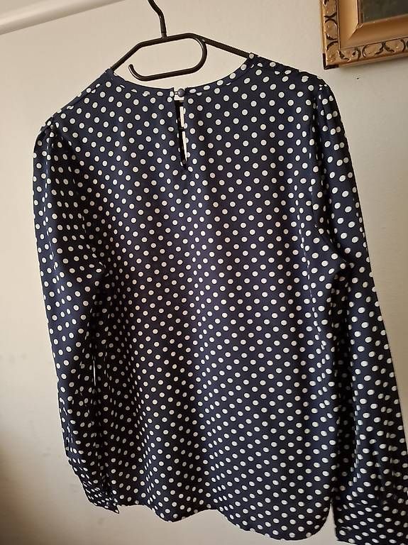 Chemisiers: Damen Bluse  – D'occasion à Birsfelden par Vic_toria