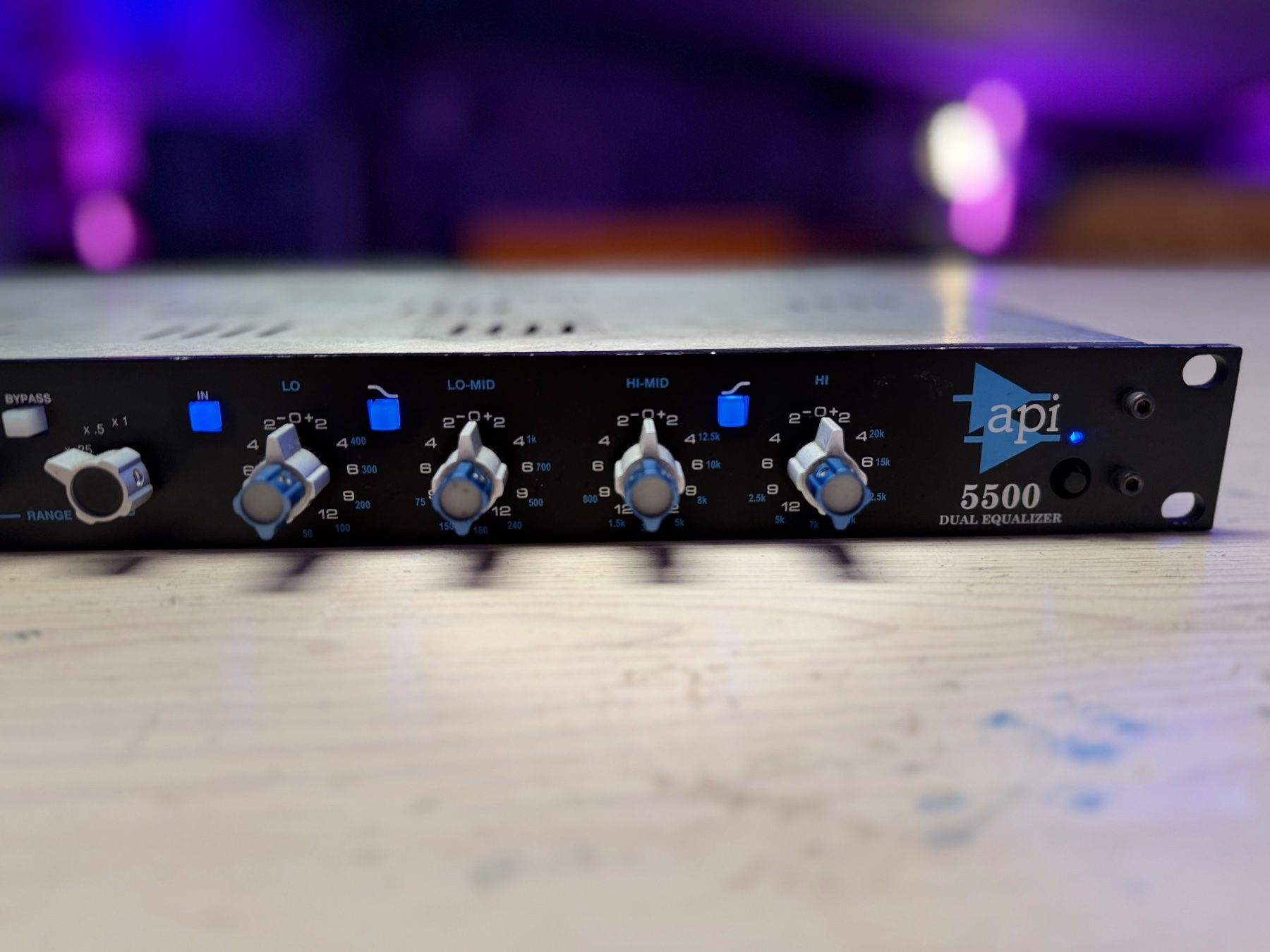API Equalizzatori: API 5500 Dual Equalizer – High-End Mastering EQ Scott Lieber – Usato da Zürich venduto da D_A 1