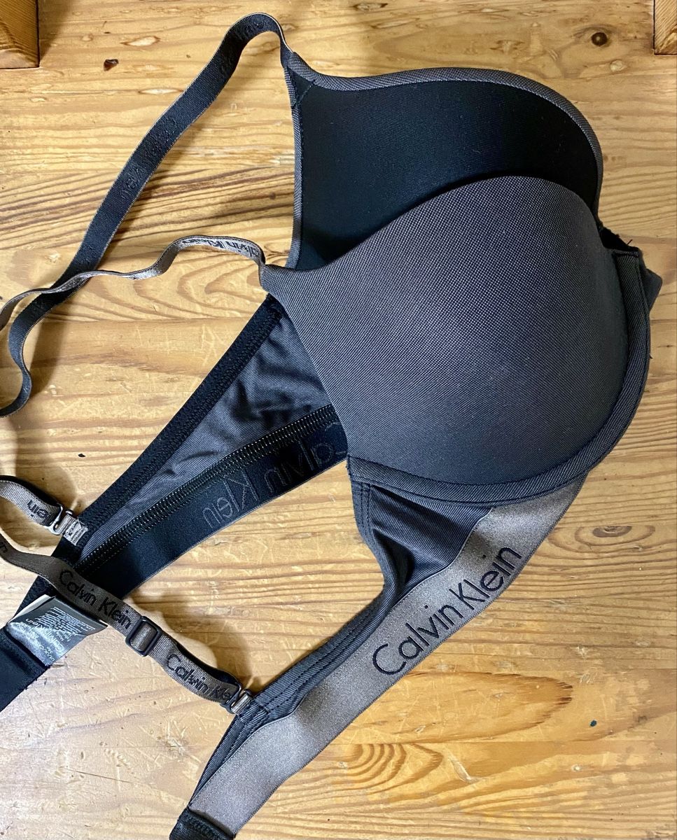 Calvin Klein Altra biancheria intima: Soutien-gorge gris - Calvin Klein - taille 80A – Nuovo (secondo la descrizione) da Nyon venduto da meganhw 7